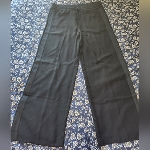 Wide leg flowy trouser